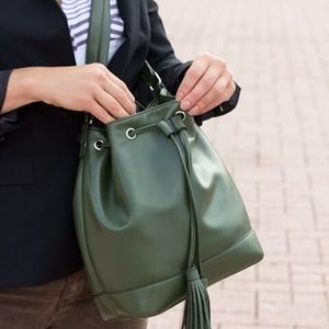 Bobbi Chicago - Army HALSTED Bucket Bag
